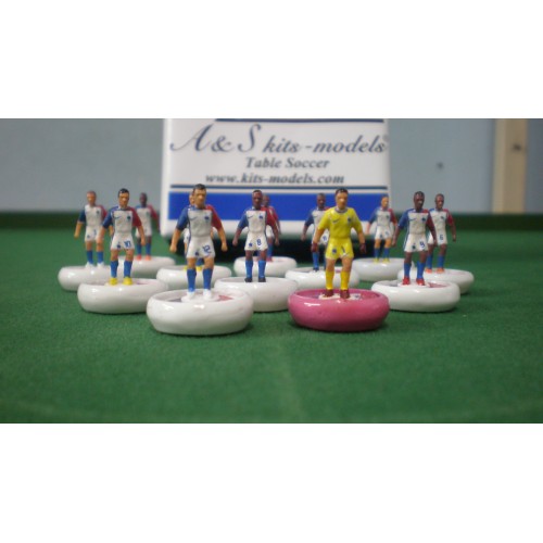 Subbuteo Andrew Table Soccer France Euro 2016 away kit on WSB Professional Bases